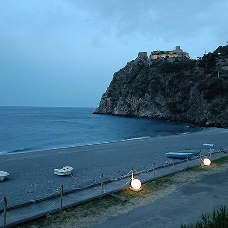 Casa Vacanze Margarita SantʼAlessio Siculo Dış mekan fotoğraf