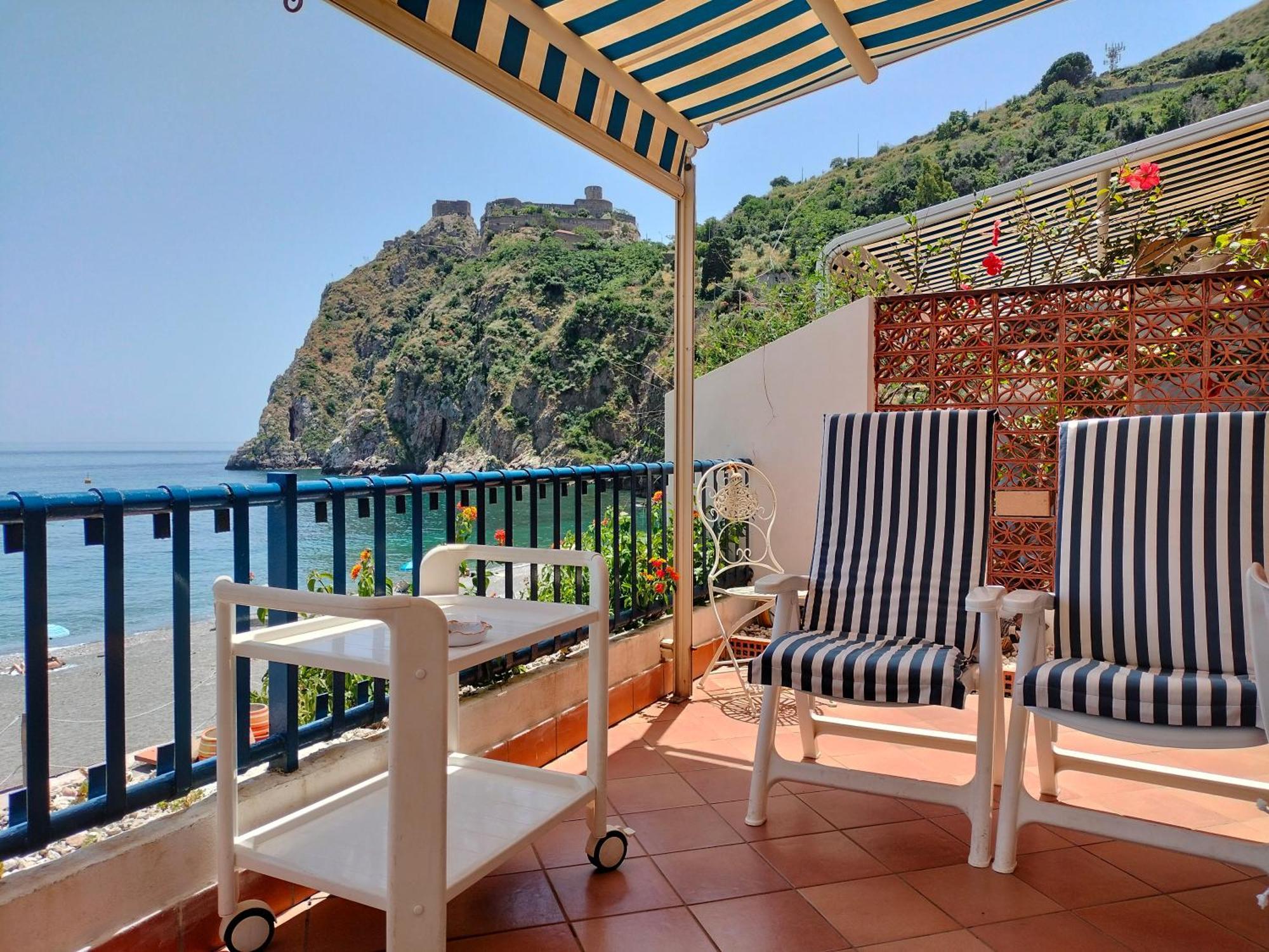 Casa Vacanze Margarita SantʼAlessio Siculo Dış mekan fotoğraf